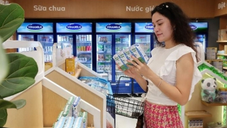 Vinamilk báo lãi tăng trưởng trở lại, nhận diện thương hiệu mới tạo ấn tượng