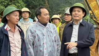 Tập trung khắc phục sạt lở đất tại đèo Bảo Lộc, chủ động ứng phó với mưa lớn khu vực Tây Nguyên và Nam Bộ