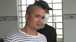 Cho vay lãi nặng rồi ép mẹ con nợ phải trả tiền