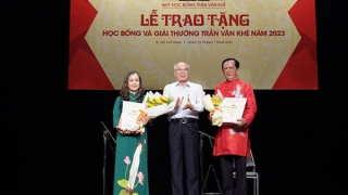 Quỹ học bổng Trần Văn Khê: Tiếp lửa tình yêu âm nhạc dân tộc