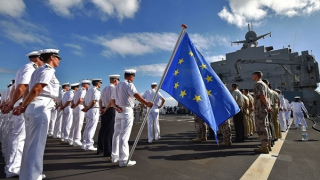 Châu Âu vật vã với bài toán chi tiêu quốc phòng