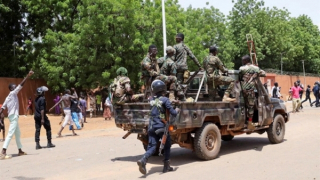 Khối Tây Phi họp thượng đỉnh bất thường sau hạn chót tối hậu thư với Niger