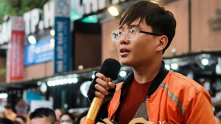 Chàng shipper mê tiếng Pháp trở thành dịch giả