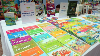 Sách giáo khoa giả - hậu quả khôn lường