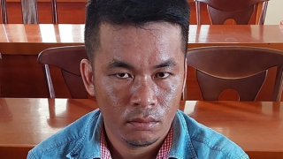 Vi phạm nồng độ cồn, "lộ" ra đối tượng truy nã