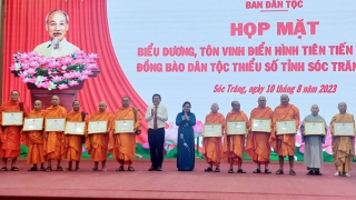 Tôn vinh nhiều gương điển hình trong đồng bào dân tộc thiểu số ở Sóc Trăng