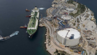 Thị trường năng lượng toàn cầu “choáng váng” vì giá khí đốt