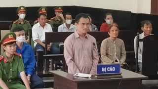 Lãnh án 10 năm tù vì chích điện giết vợ