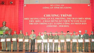 Biểu dương Công an xã, phường, thị trấn điển hình, tiêu biểu tại Hà Giang