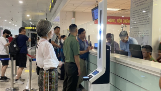 Cấp thị thực điện tử với công dân các nước vùng, lãnh thổ, tạo động lực thúc đẩy ngành du lịch