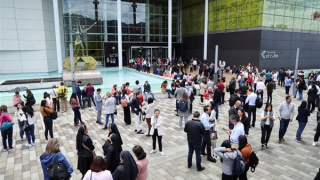 Động đất mạnh ở Colombia, người dân hoảng loạn chạy ra đường thoát thân