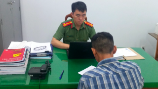 2 thanh niên đăng video "đinh "mọc" ra từ người phụ nữ" bị phạt 10 triệu đồng