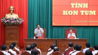 Thủ tướng Phạm Minh Chính làm việc với Ban Thường vụ Tỉnh ủy Kon Tum
