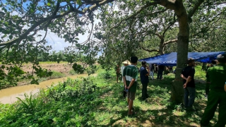 Điều tra nguyên nhân người đàn ông tử vong dưới sông