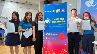 Cán bộ Bảo Việt hiến 2.800 đơn vị máu trong chương trình hiến máu tình nguyện