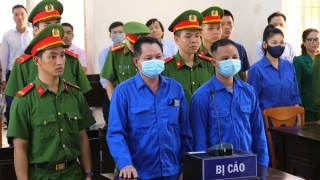 Xét xử cha con đại gia Thiện "soi” cho vay lãi nặng và rửa tiền