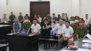 Rút trộm hàng chục tỷ đồng qua máy POS, nhóm “liên minh ma quỷ công nghệ cao” lĩnh án nặng