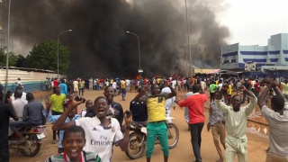 Thêm một nước châu Phi xảy ra đảo chính