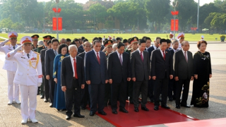 Lãnh đạo Đảng, Nhà nước vào Lăng viếng Chủ tịch Hồ Chí Minh