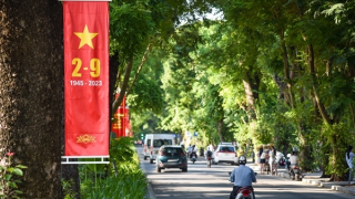 Thủ đô Hà Nội rực rỡ sắc màu chào mừng Quốc Khánh 2/9