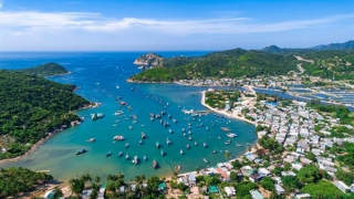 Không đảm bảo ATGT, một bến tàu du lịch ở vịnh Vĩnh Hy phải tạm dừng hoạt động