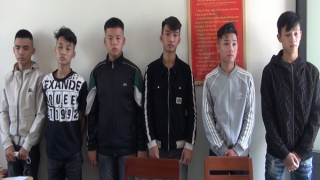 Bắt nhóm côn đồ mang đao kiếm ẩu đả, chém người