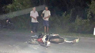 Xe máy đối đầu, hai thanh niên tử vong