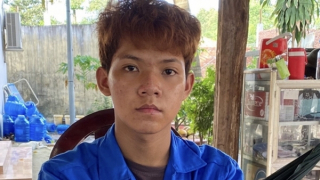 Trộm hàng trăm triệu đồng để đi du dịch và ăn nhà hàng