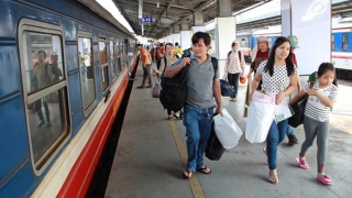 Từ 5/9, đường sắt áp dụng mức phí mới khi đổi, trả vé tàu