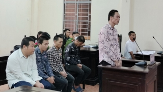 Nhóm ngư phủ hành hạ bạn tàu như thời trung cổ lãnh trên 26 năm tù