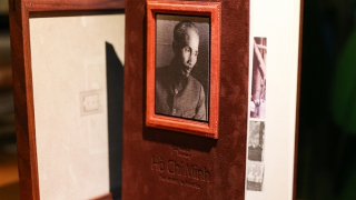 Món quà độc đáo tặng Tổng thống Joe Biden và thông điệp của dân tộc Việt Nam