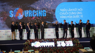 Hàng trăm khách hàng quốc tế tìm nguồn hàng Việt tại chuỗi cung ứng hàng hóa quốc tế