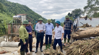 Lào Cai: Huy động hàng trăm CBCS cứu nạn người dân trong mưa lũ