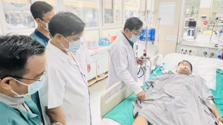 Vụ cháy chung cư mini: Thành lập Tổ công tác đặc biệt để cứu chữa bệnh nhân