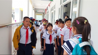 Phụ huynh thôn Nam Yên đã đồng thuận đưa học sinh đến điểm trường mới