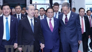 Mong muốn Việt Nam thành điểm trung chuyển hàng hóa ASEAN-Trung Quốc