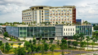 Chuyển công an điều tra vụ thiếu nữ chăm mẹ ung thư, bị bác sĩ “đòi tình mới đưa thuốc”