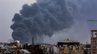 Nổ lớn ở nhiều thành phố trên khắp Ukraine