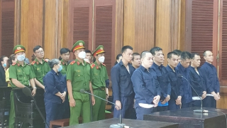 Băng nhóm đánh bạc trên sân thượng lãnh án