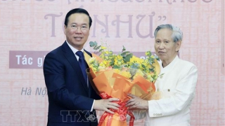 Chủ tịch nước dự Lễ giới thiệu tác phẩm 'Còn có ai người khóc Tố Như'