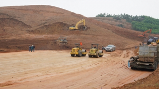 Quảng Bình đẩy mạnh công tác bồi thường, tái định cư dự án đường bộ cao tốc Bắc-Nam