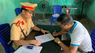 Nhiều tài xế cản đường xe ưu tiên ở Tuyên Quang bị xử phạt