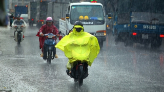 Oi nóng giảm bớt tại Hà Nội, Trung và Nam Bộ mưa to đến rất to