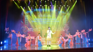 104 năm bản tình ca bất hủ Dạ cổ hoài lang