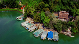 Di tích Điện Huệ Nam tạm dừng đón khách do sụt lún, xói lở