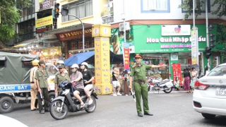 Đảm bảo an ninh trật tự khu vực chợ Trung thu truyền thống Hàng Mã
