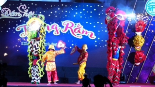 Hội An đón nhận danh hiệu Di sản văn hóa phi vật thể quốc gia Tết Trung thu