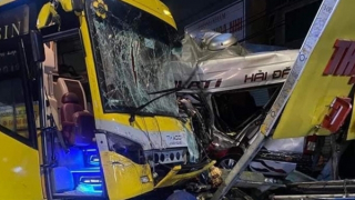 Nguyên nhân vụ 2 xe khách tông nhau trên quốc lộ 20, 4 người tử vong