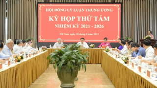 Thảo luận Dự thảo Báo cáo đề xuất “Một số vấn đề lý luận - thực tiễn phục vụ xây dựng Văn kiện Đại hội XIV của Đảng”