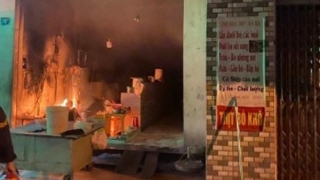 Hải Phòng: Kịp thời cứu 4 nạn nhân mắc kẹt trong đám cháy